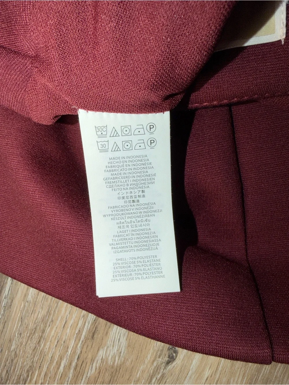 NWT Michael Kors Women’s Ponte Knit Pencil Maroon Skirt